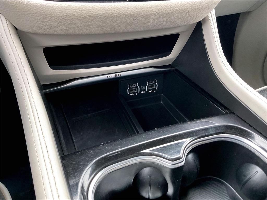 2023 Chrysler Pacifica Limited - Photo 33