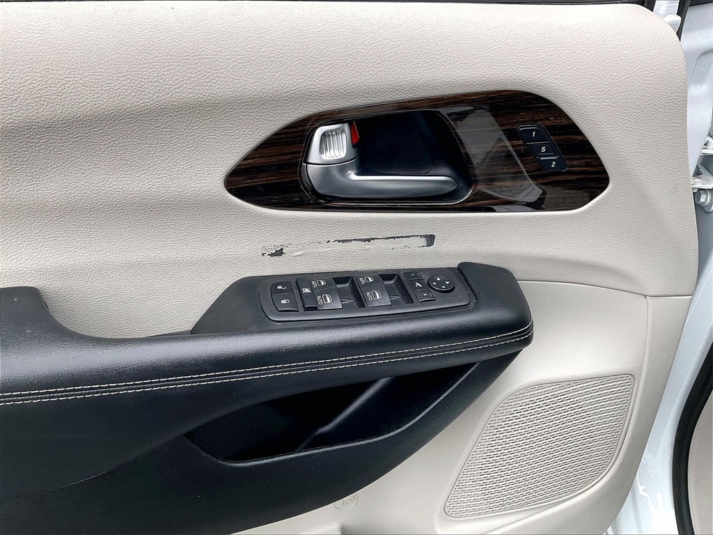 2023 Chrysler Pacifica Limited - Photo 38