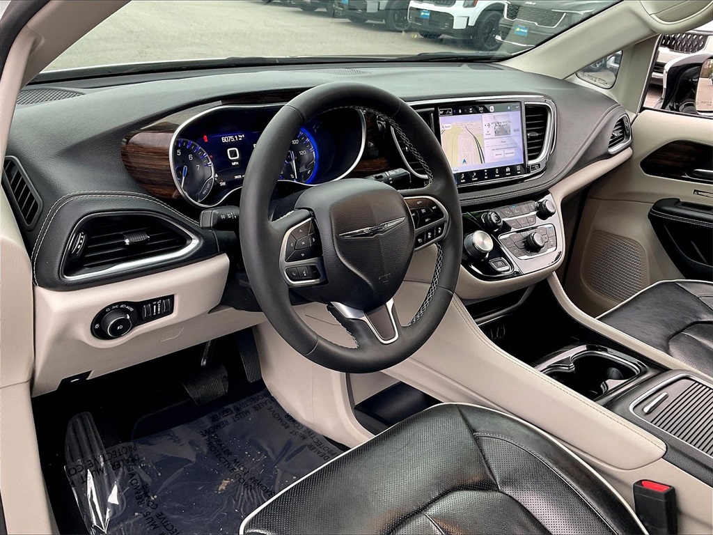 2023 Chrysler Pacifica Limited - Photo 8