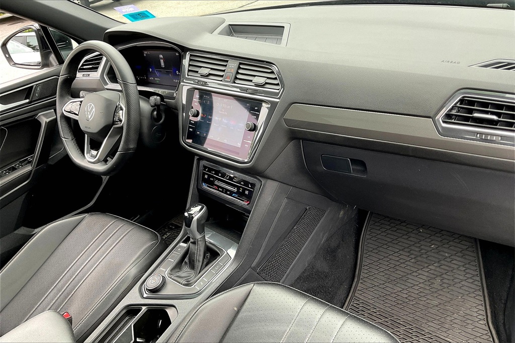 2022 Volkswagen Tiguan 2.0T SE R-Line Black - Photo 13