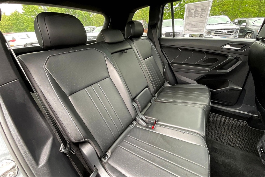 2022 Volkswagen Tiguan 2.0T SE R-Line Black - Photo 15