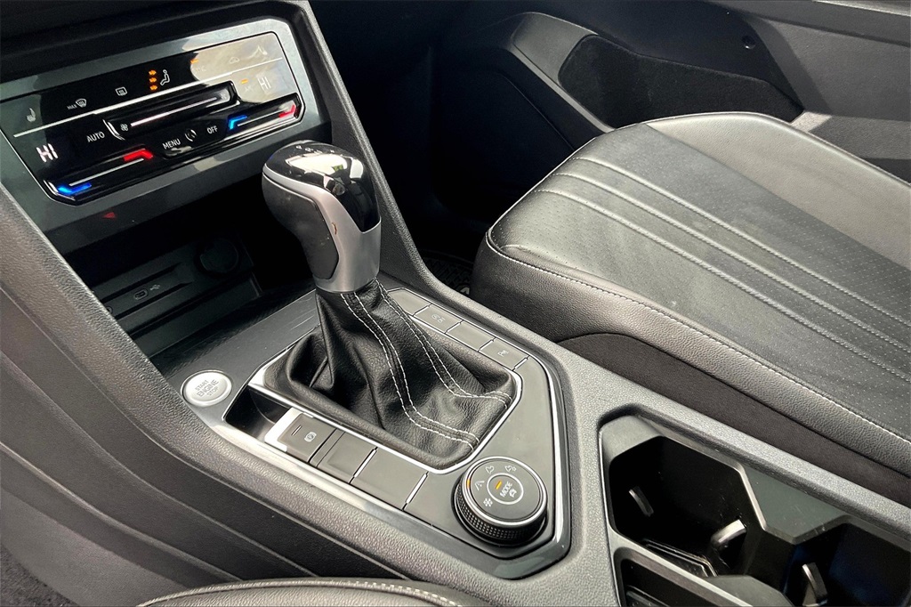2022 Volkswagen Tiguan 2.0T SE R-Line Black - Photo 19