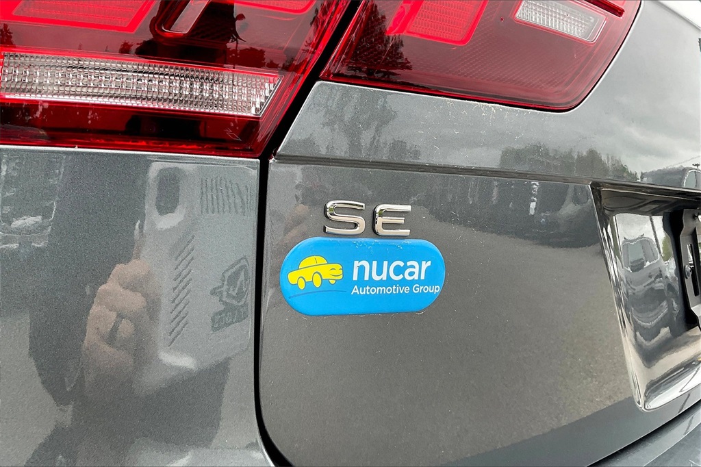 2022 Volkswagen Tiguan 2.0T SE R-Line Black - Photo 27