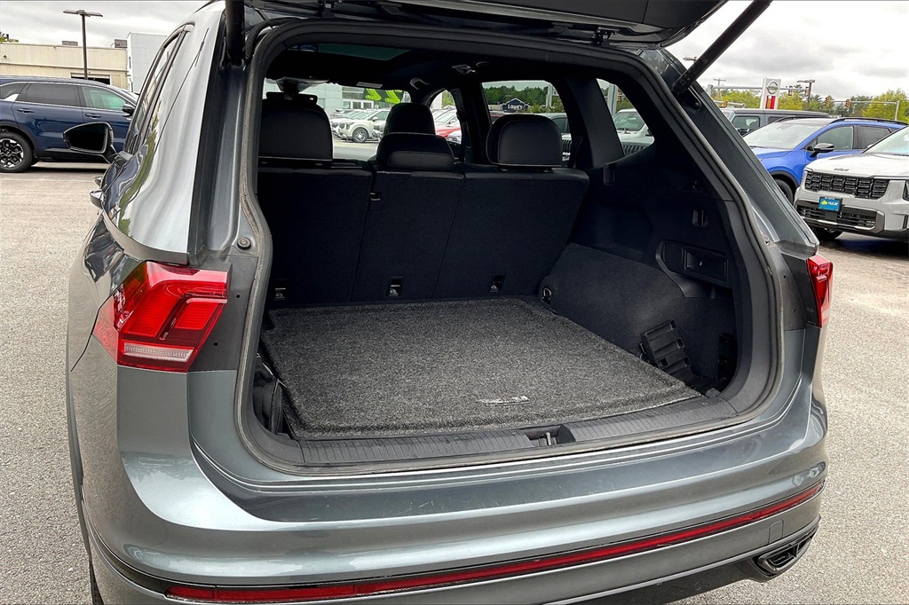2022 Volkswagen Tiguan 2.0T SE R-Line Black - Photo 35