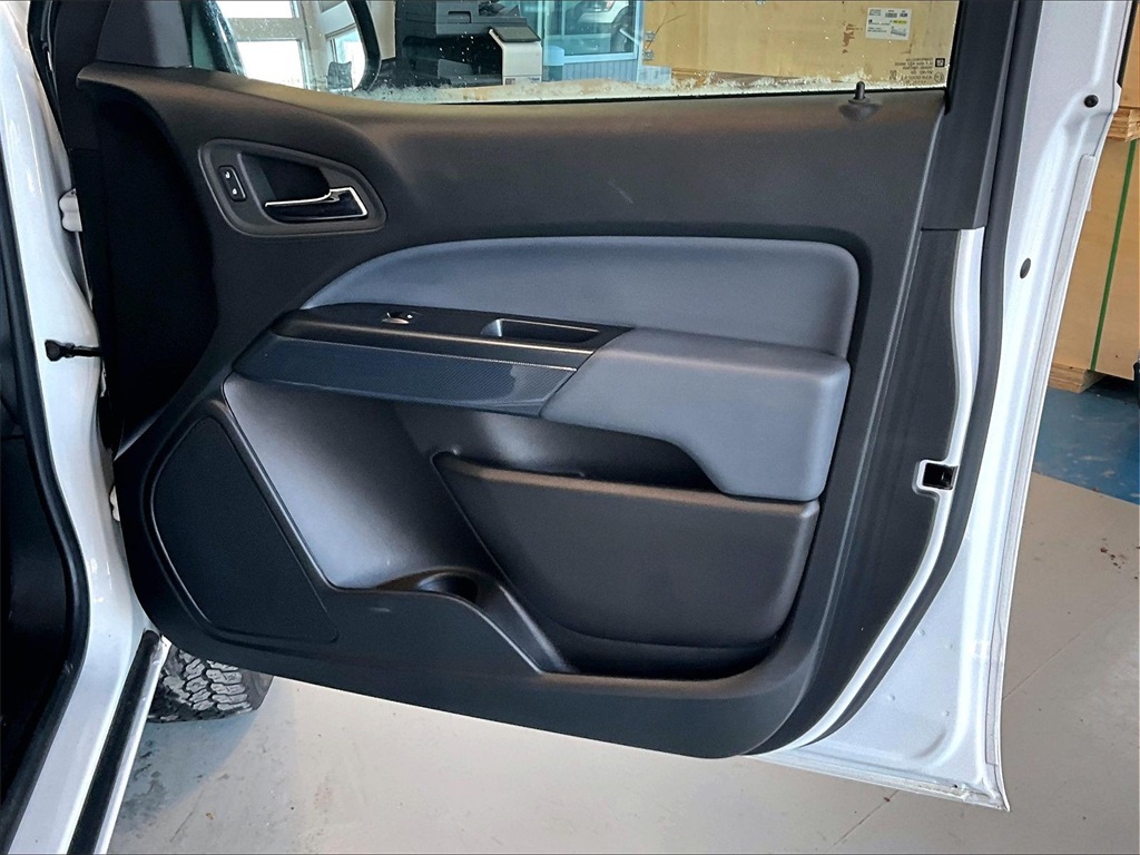 2022 Chevrolet Colorado Z71 - Photo 12