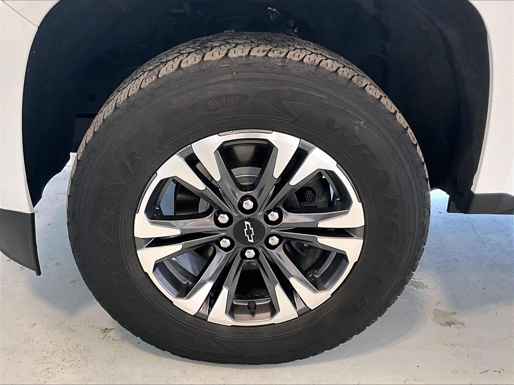 2022 Chevrolet Colorado Z71 - Photo 7