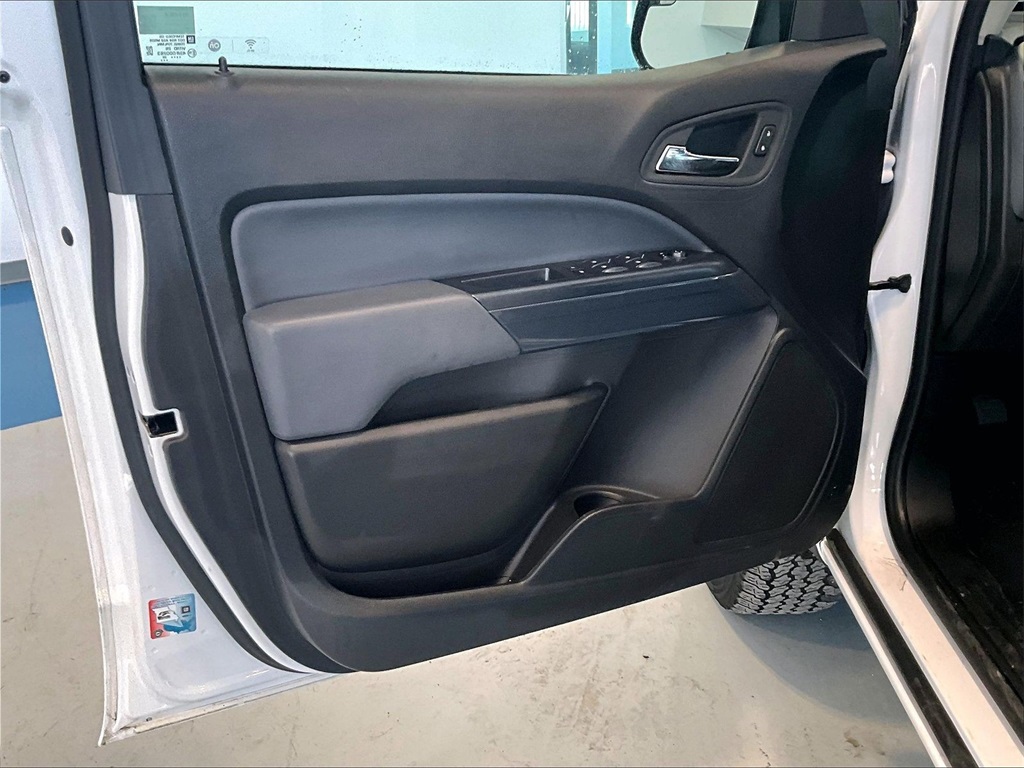 2022 Chevrolet Colorado Z71 - Photo 9