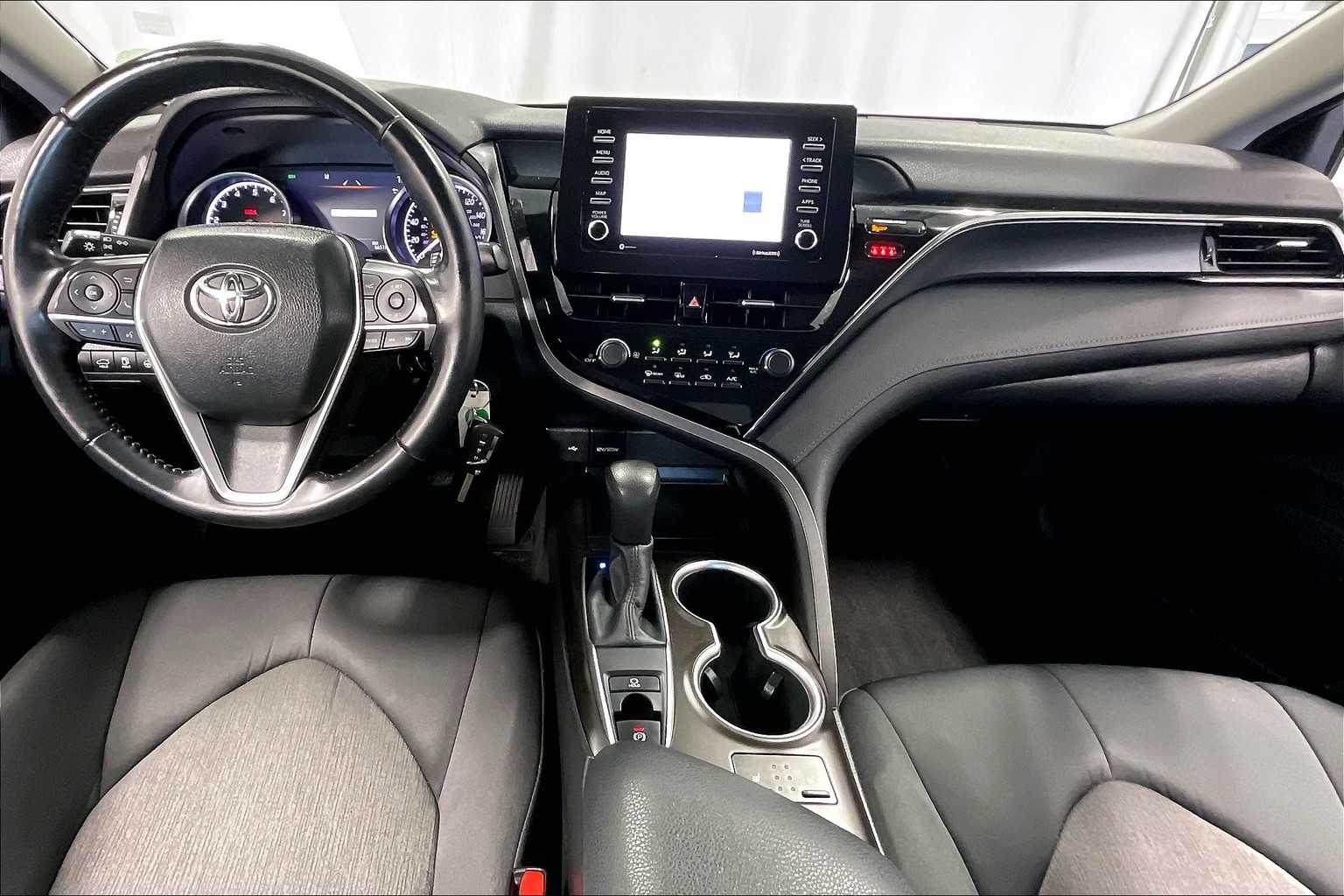 2021 Toyota Camry LE - Photo 21