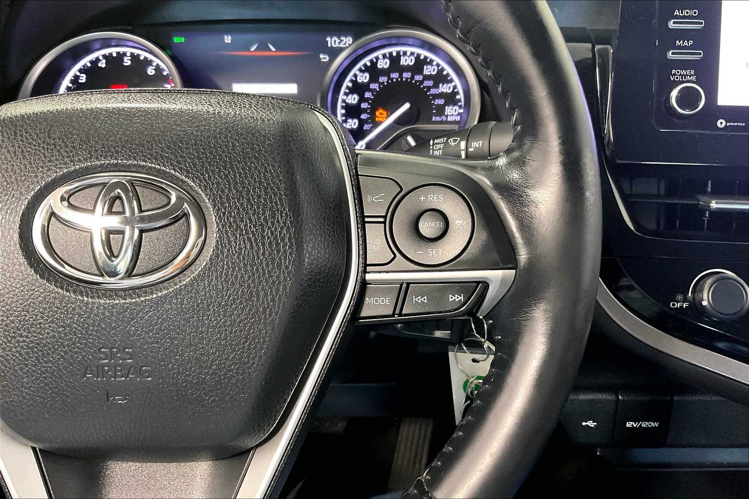 2021 Toyota Camry LE - Photo 23