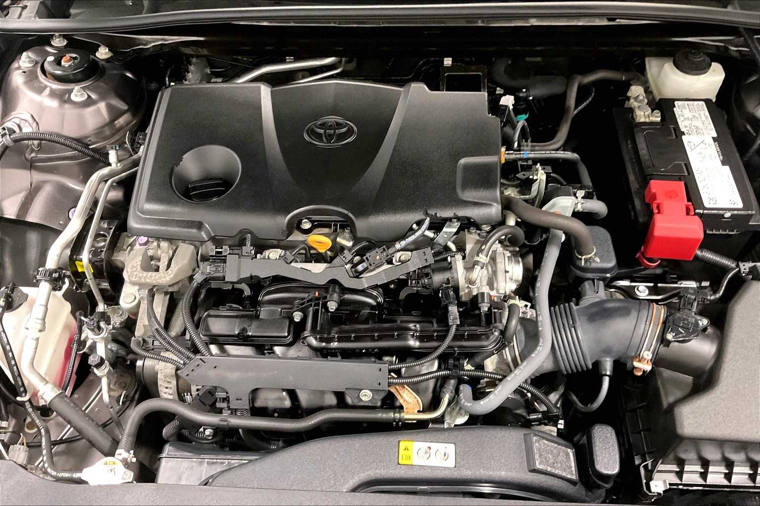 2021 Toyota Camry LE - Photo 34