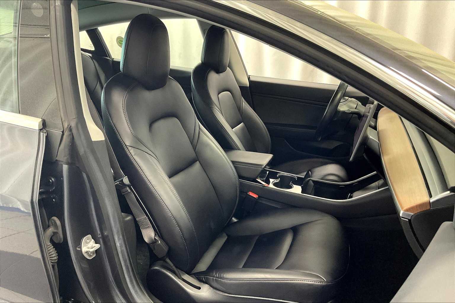 2018 Tesla Model 3 Long Range Battery - Photo 11