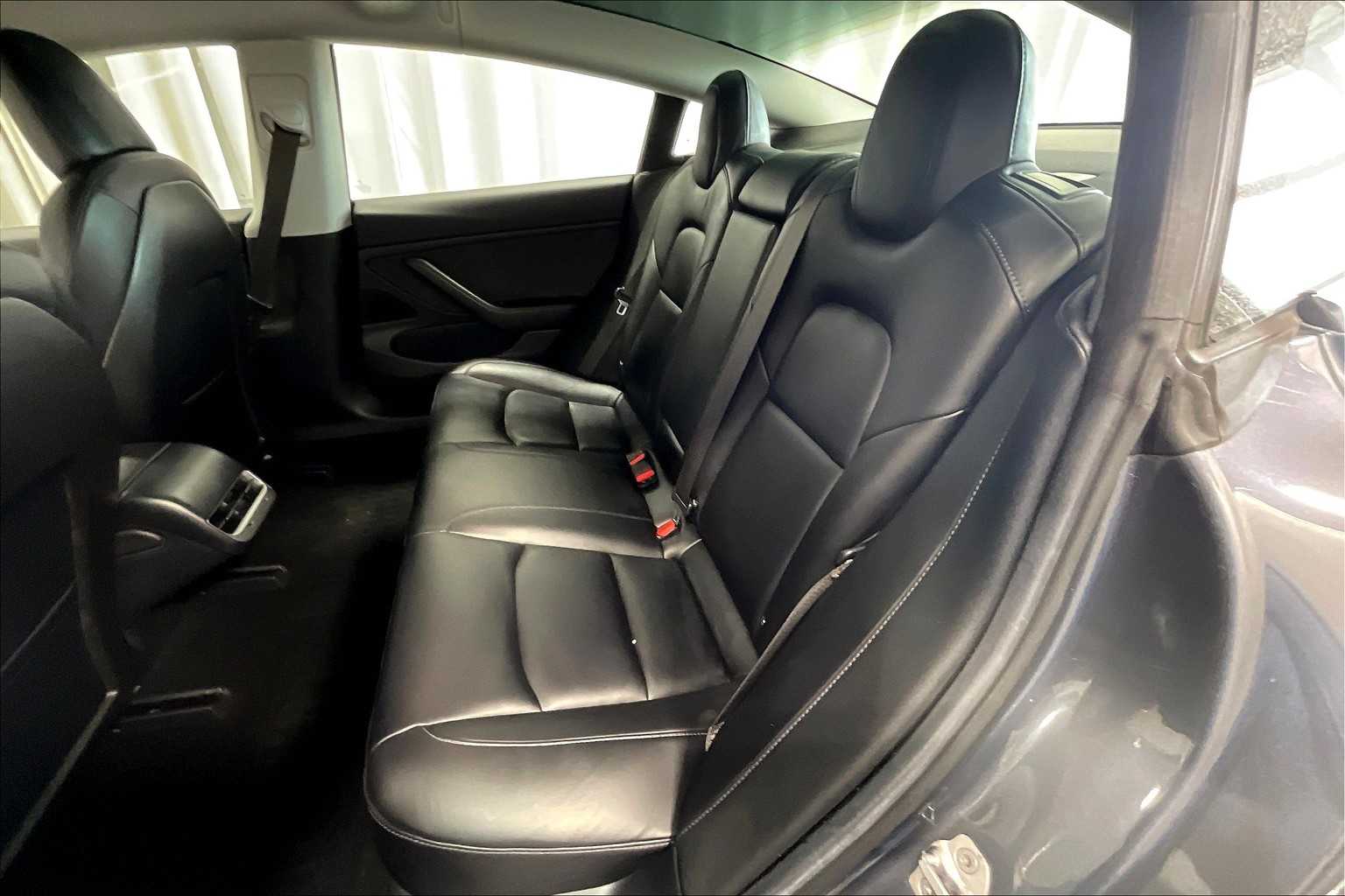 2018 Tesla Model 3 Long Range Battery - Photo 15