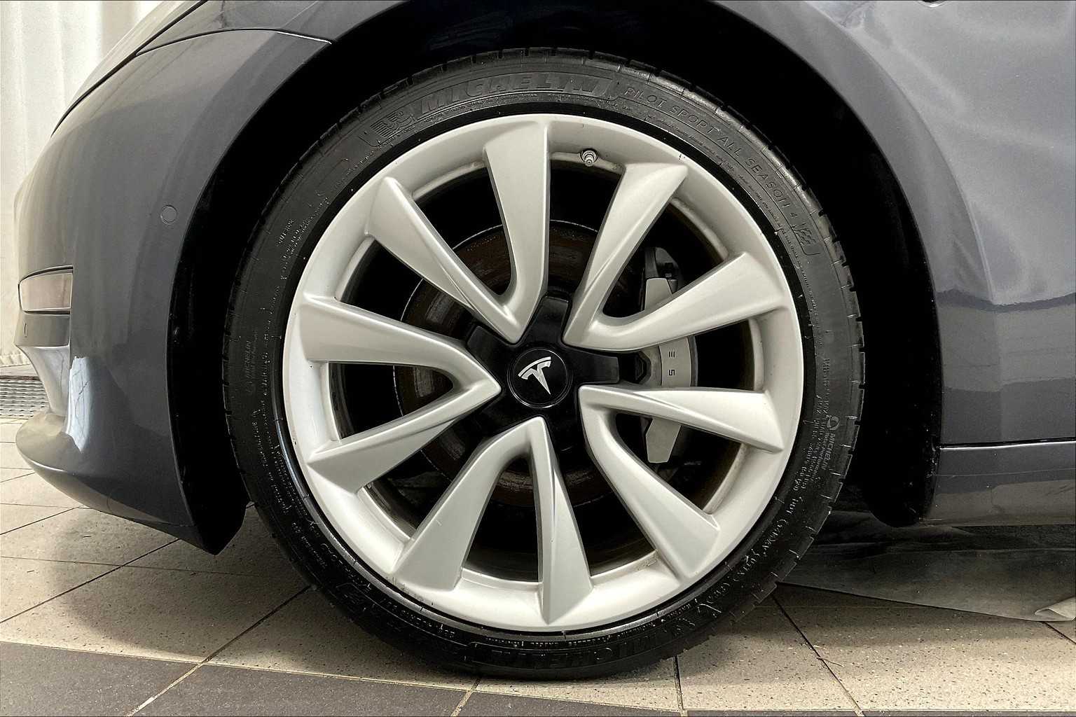 2018 Tesla Model 3 Long Range Battery - Photo 7