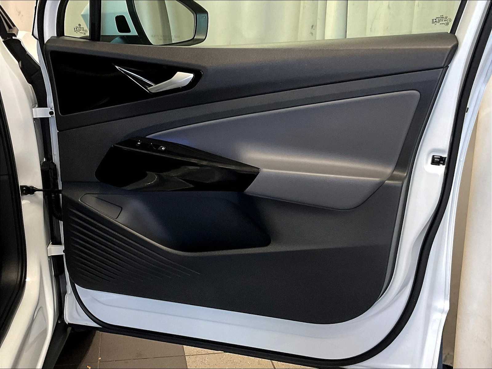2022 Volkswagen ID.4 Pro S - Photo 12