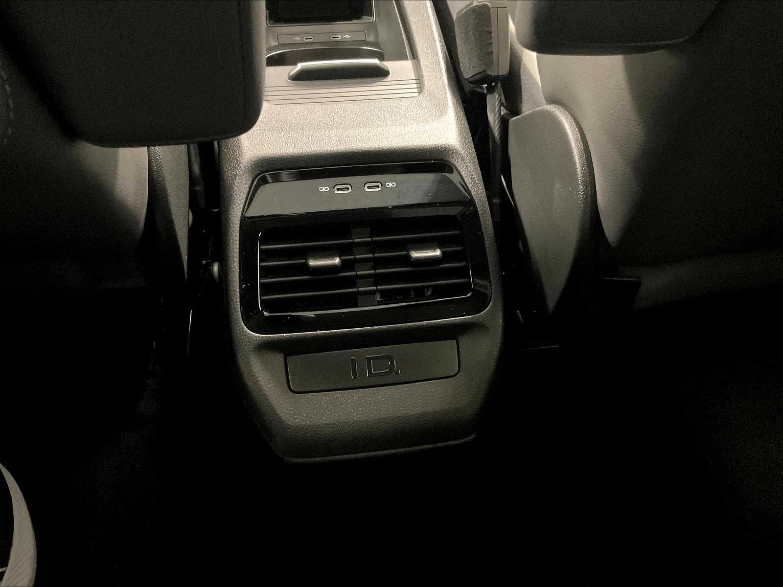 2022 Volkswagen ID.4 Pro S - Photo 27