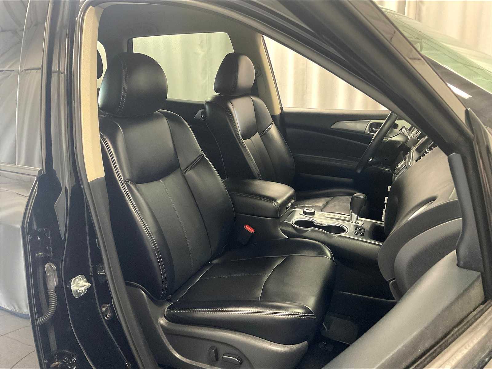 2019 Nissan Pathfinder SL - Photo 11