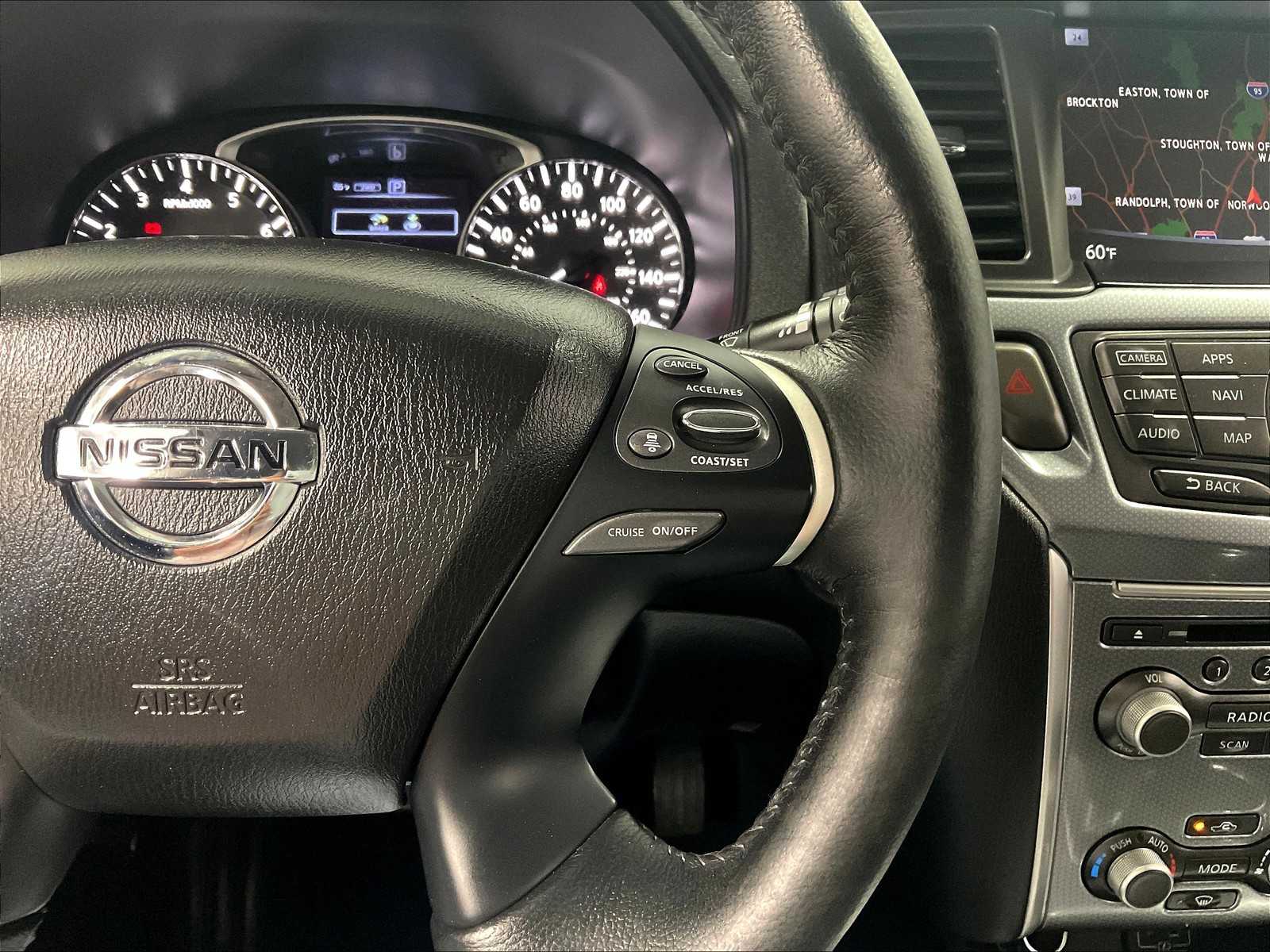 2019 Nissan Pathfinder SL - Photo 24