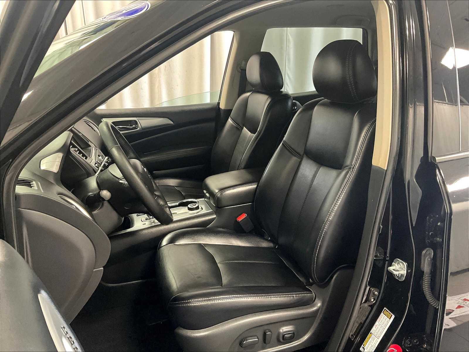 2019 Nissan Pathfinder SL - Photo 10