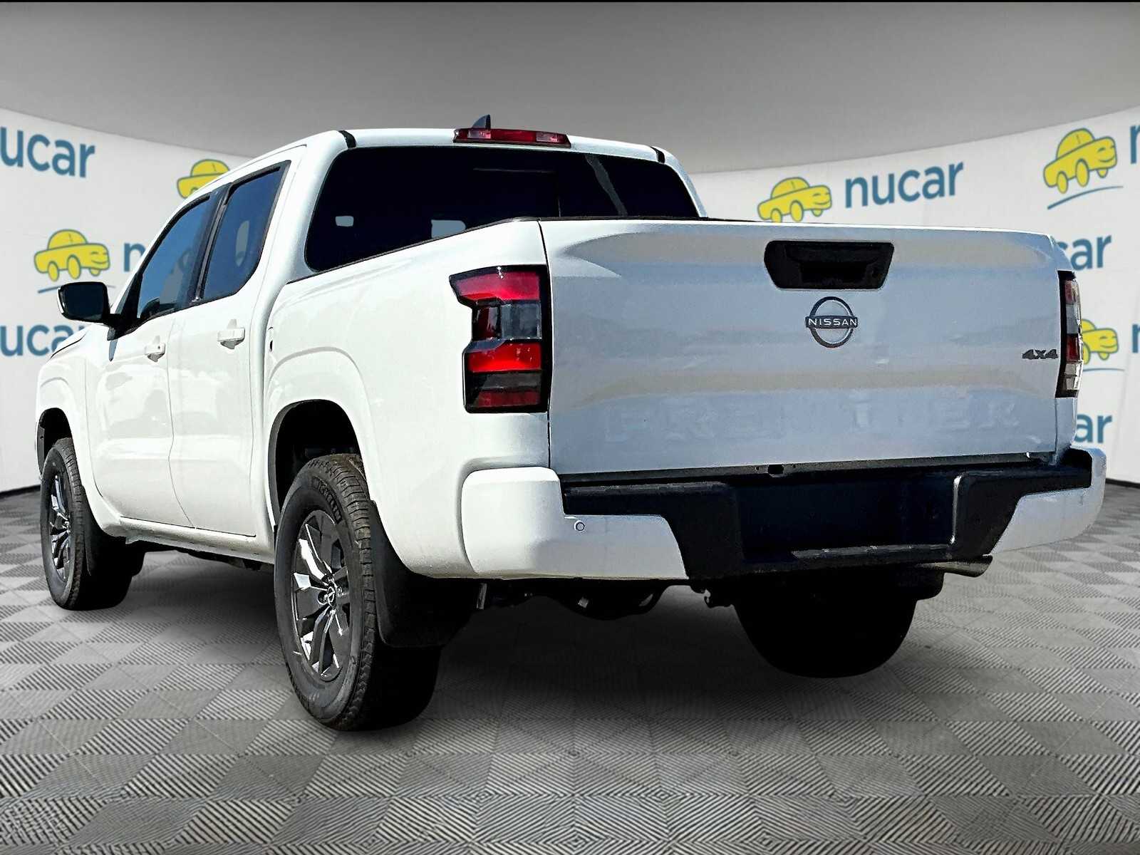 2025 Nissan Frontier SV - Photo 5
