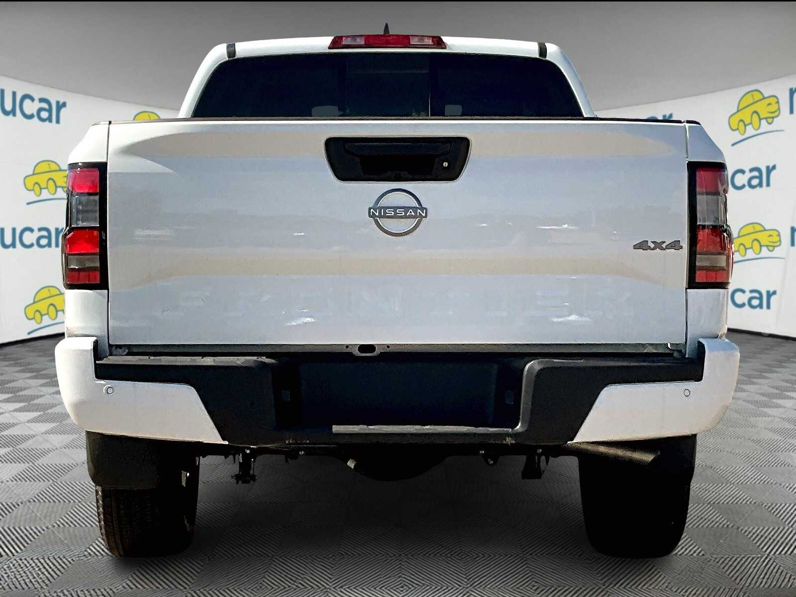 2025 Nissan Frontier SV - Photo 6