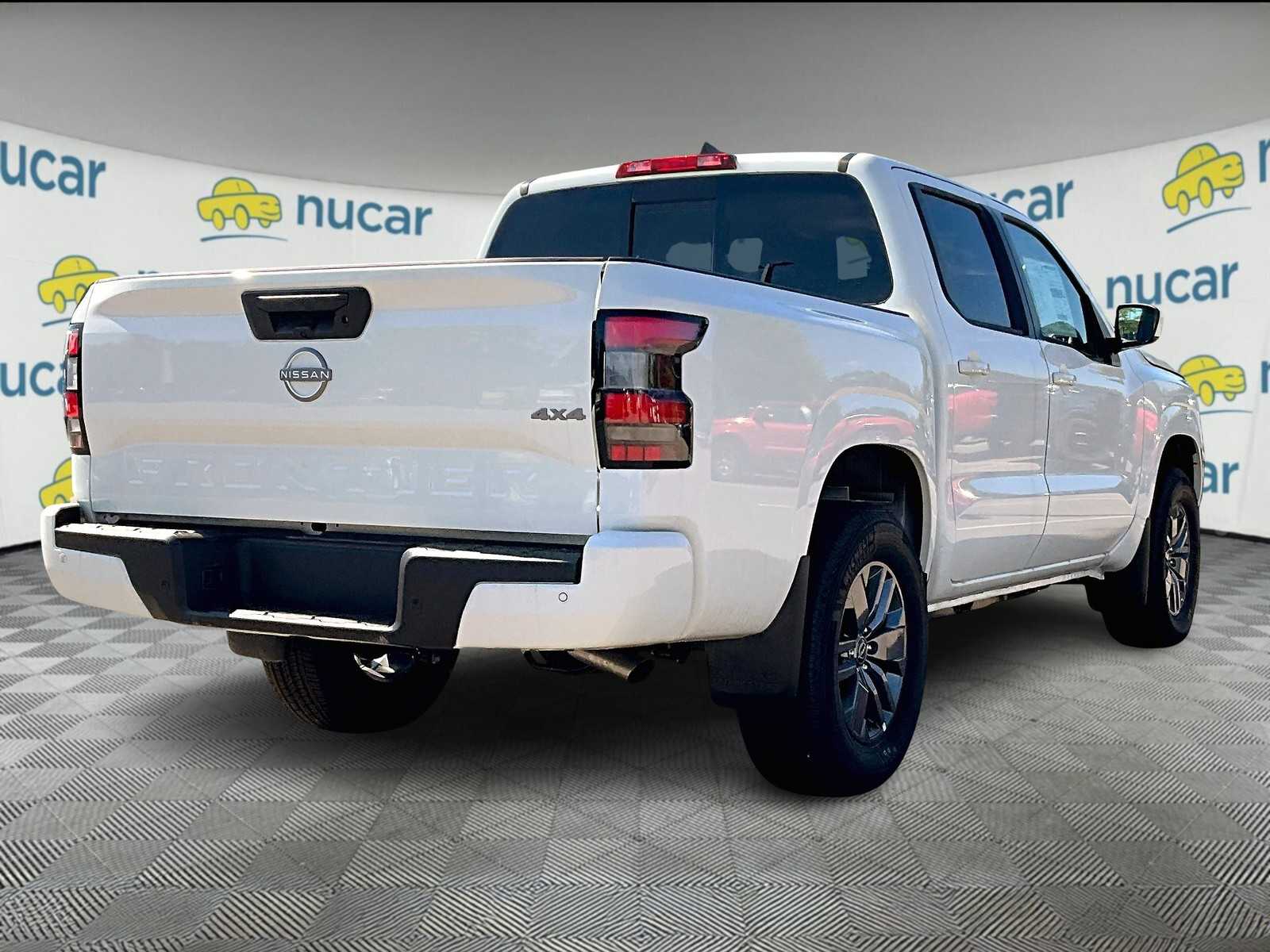 2025 Nissan Frontier SV - Photo 7