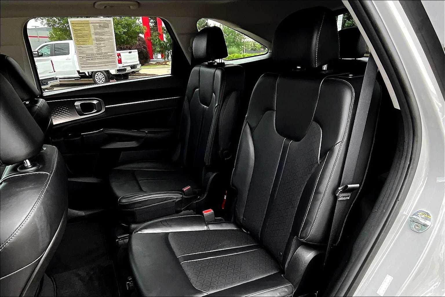 2022 Kia Sorento SX - Photo 15