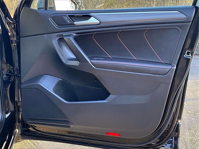 2024 Volkswagen Tiguan 2.0T Wolfsburg Edition - Photo 19