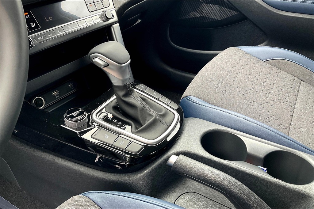 2025 Kia Seltos S - Photo 14