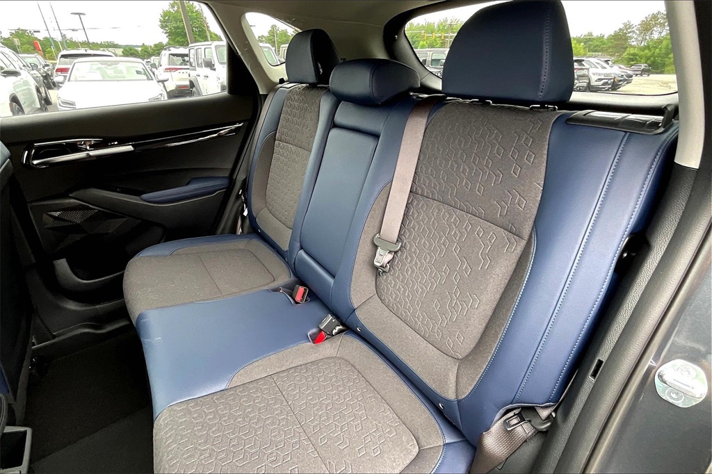 2025 Kia Seltos S - Photo 15