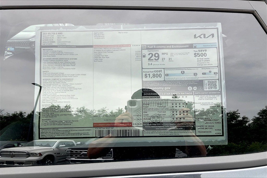 2025 Kia Seltos S - Photo 17