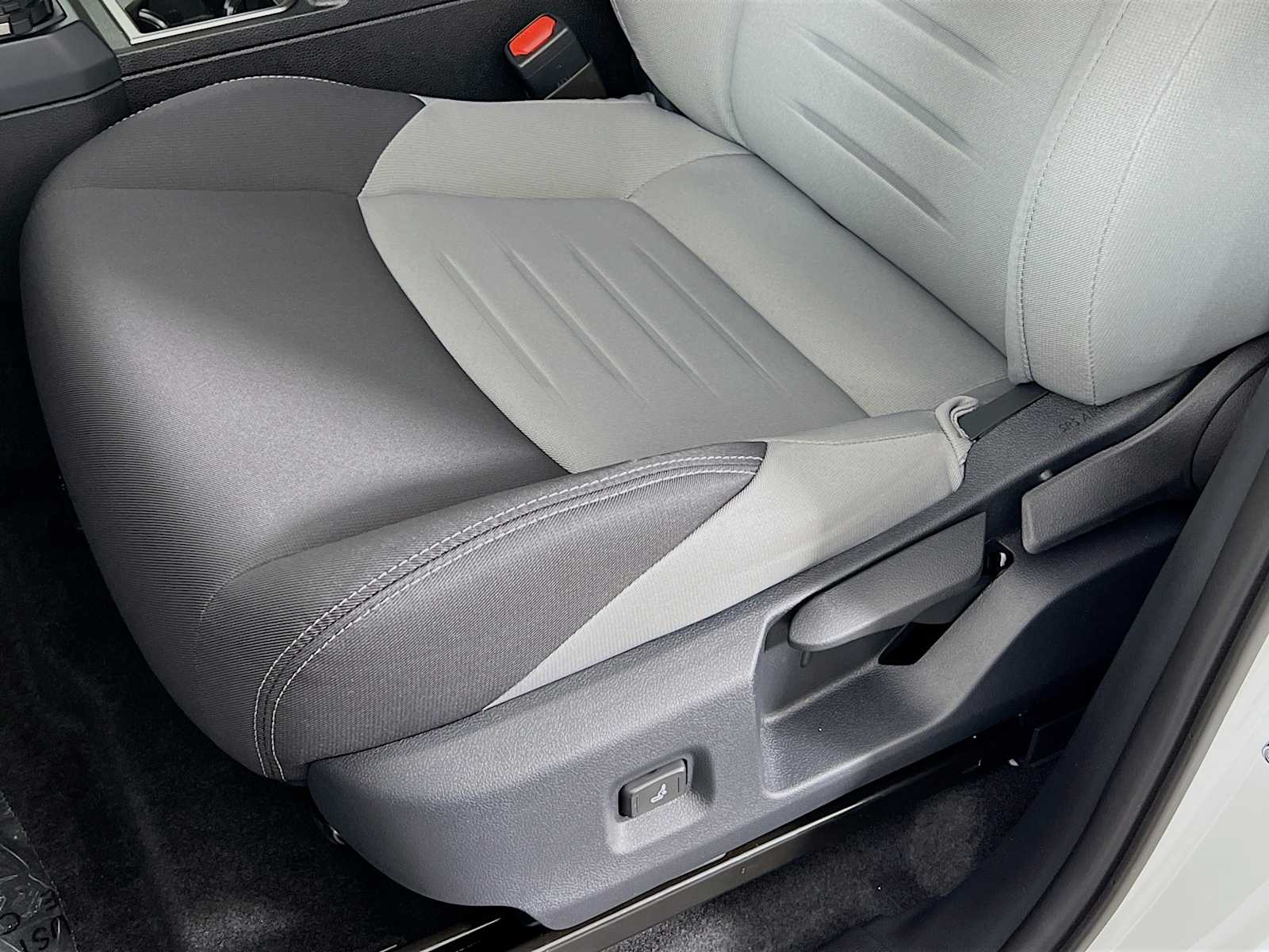 2025 Toyota Tacoma TRD Sport - Photo 16