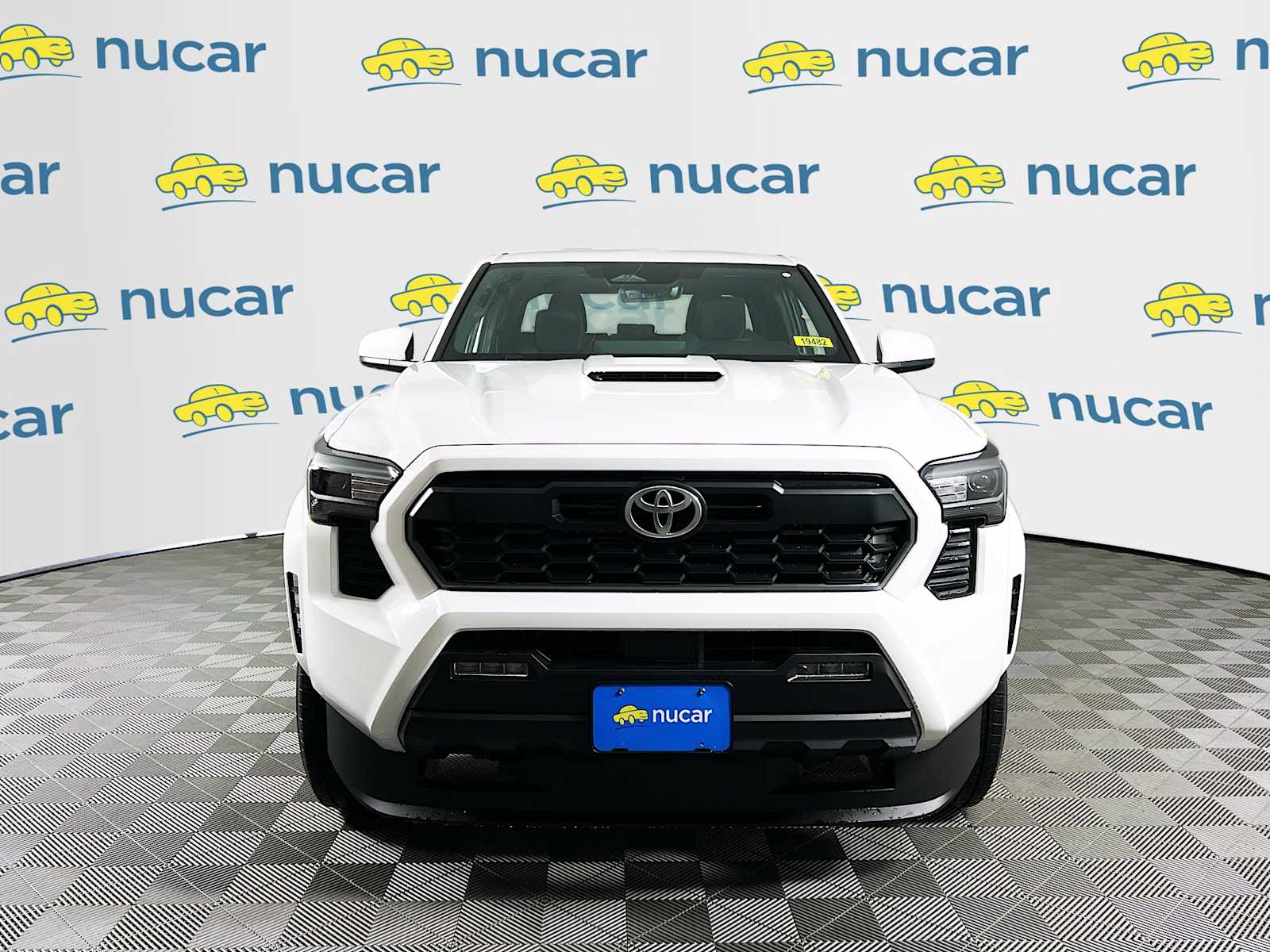 2025 Toyota Tacoma TRD Sport - Photo 2