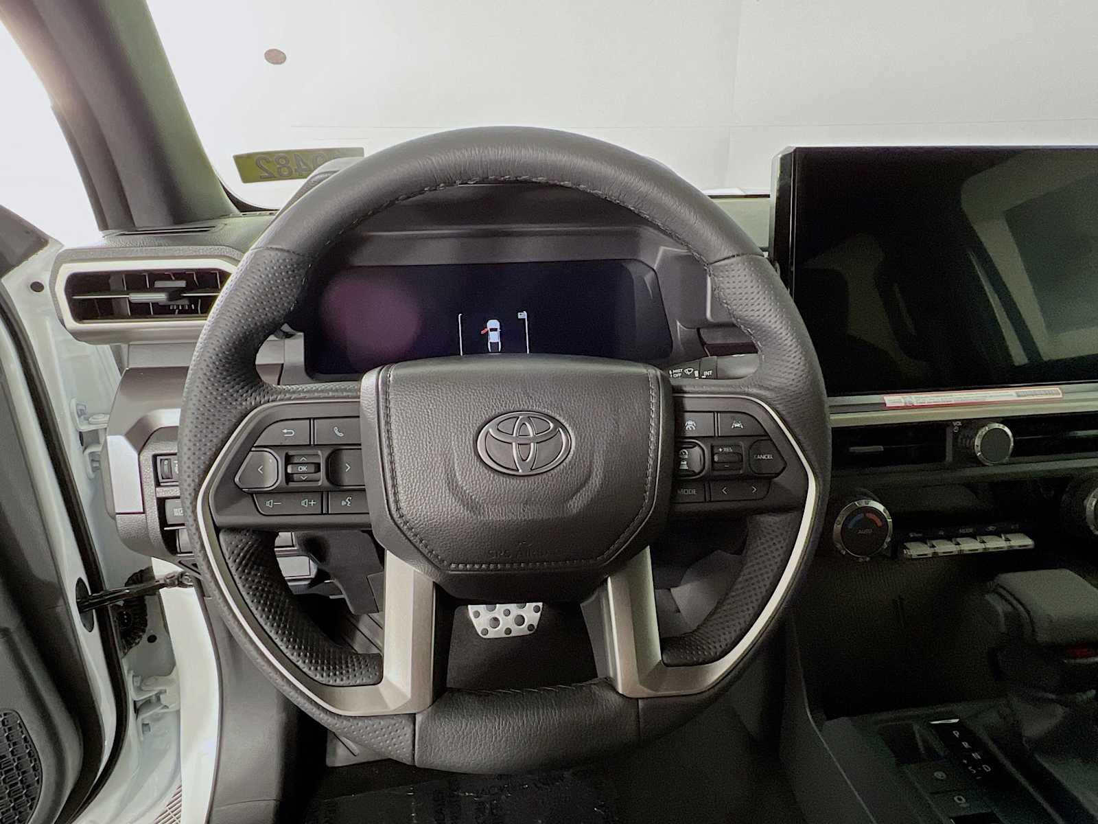 2025 Toyota Tacoma TRD Sport - Photo 7