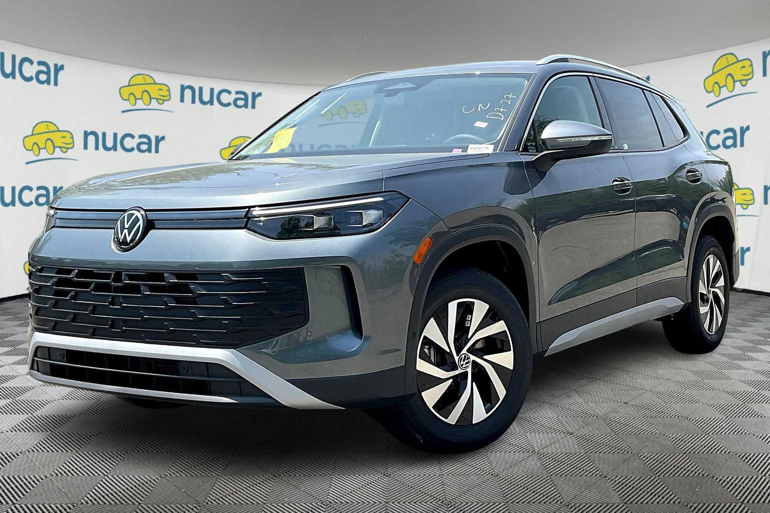2025 Volkswagen Tiguan S - Photo 4