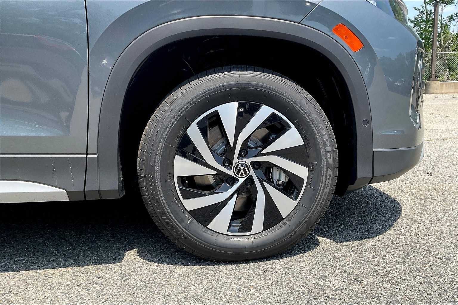 2025 Volkswagen Tiguan S - Photo 8