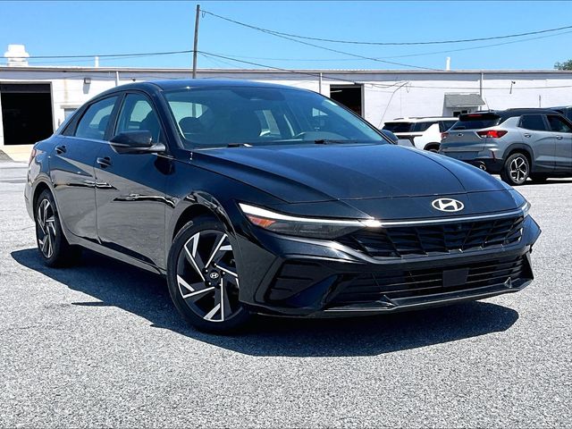 2024 Hyundai Elantra Limited