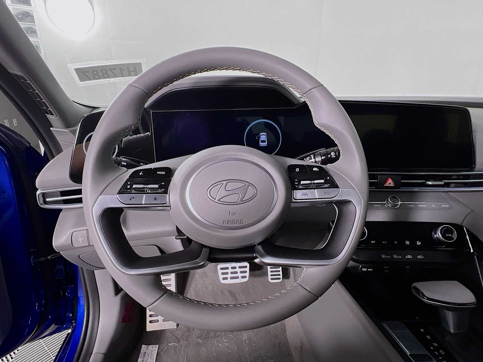 2025 Hyundai Elantra Hybrid SEL Sport - Photo 7