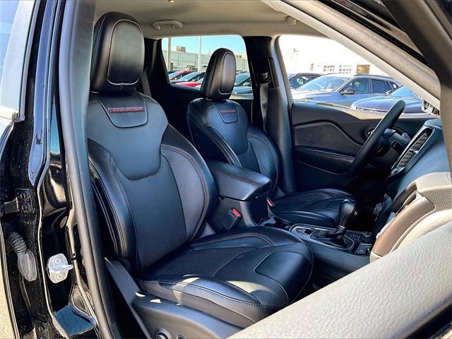 2022 Jeep Cherokee Trailhawk - Photo 11