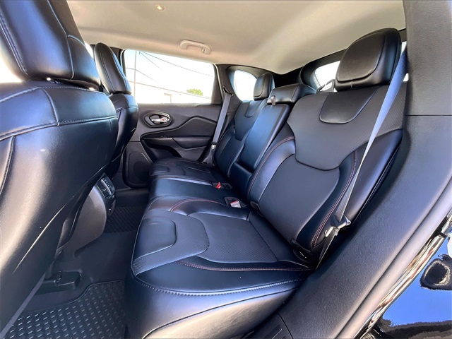 2022 Jeep Cherokee Trailhawk - Photo 14