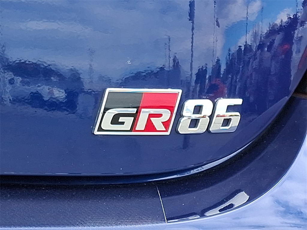 2023 Toyota GR86 Premium - Photo 30