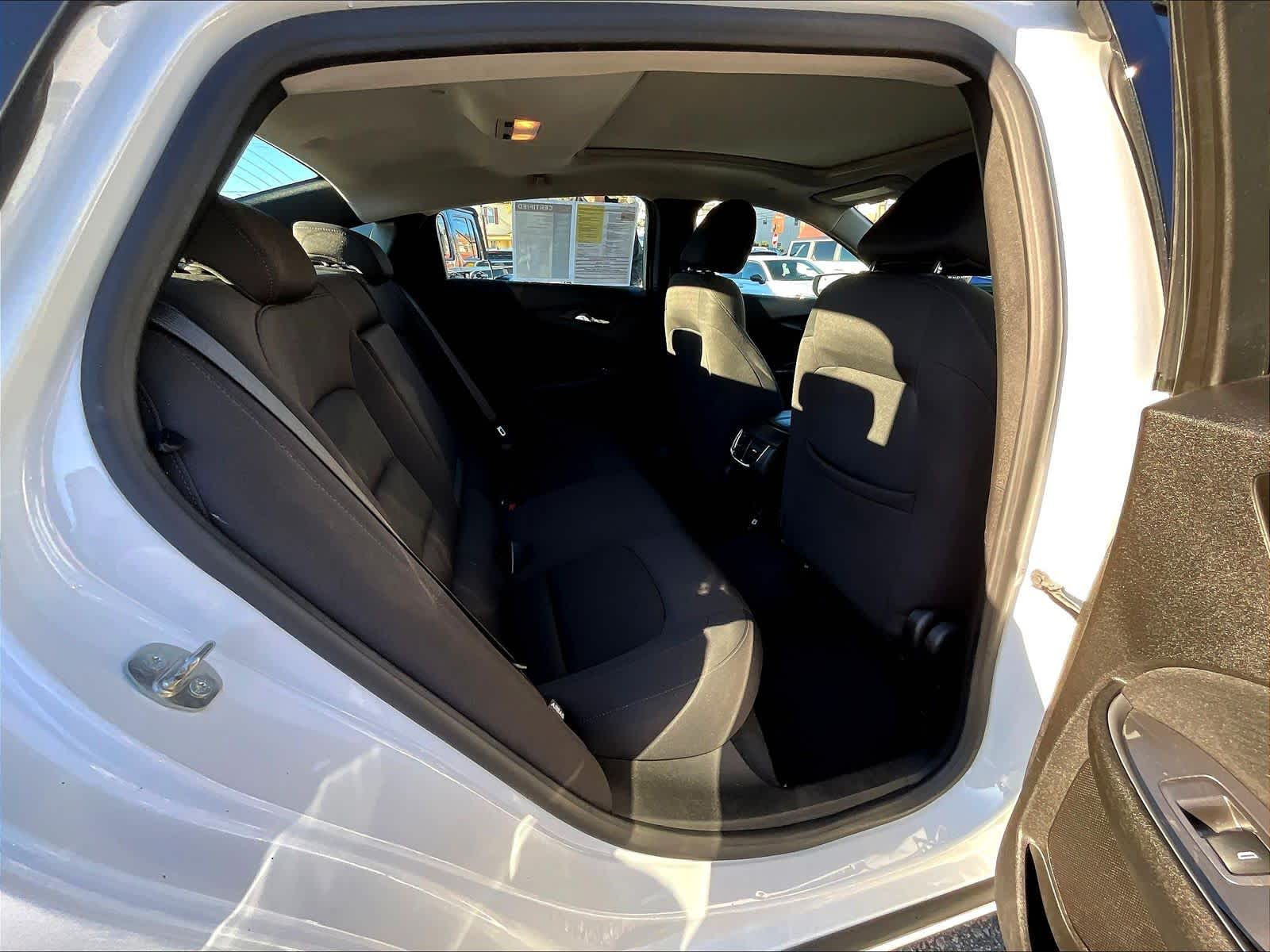 2023 Chevrolet Malibu LT - Photo 16
