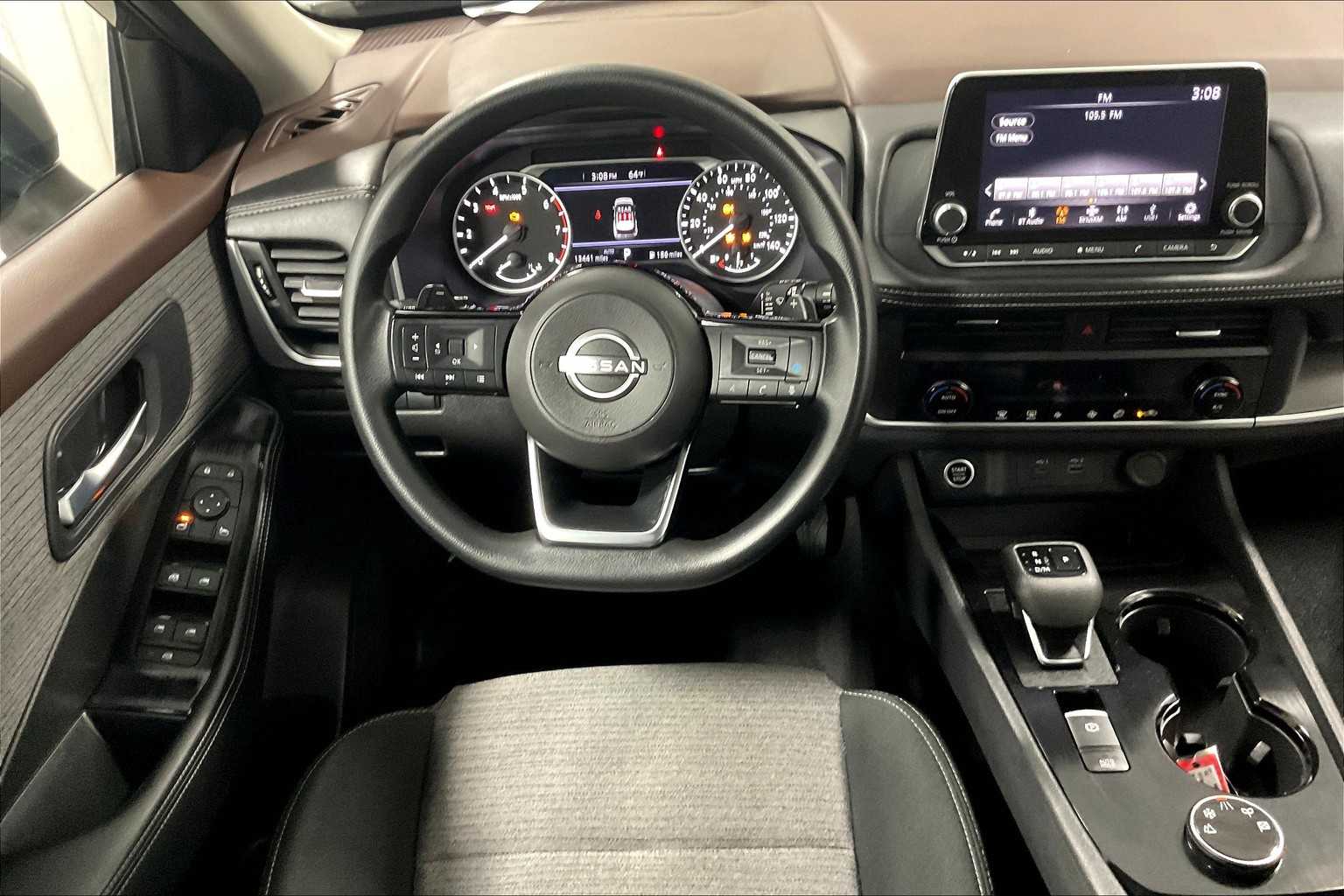 2023 Nissan Rogue SV - Photo 17