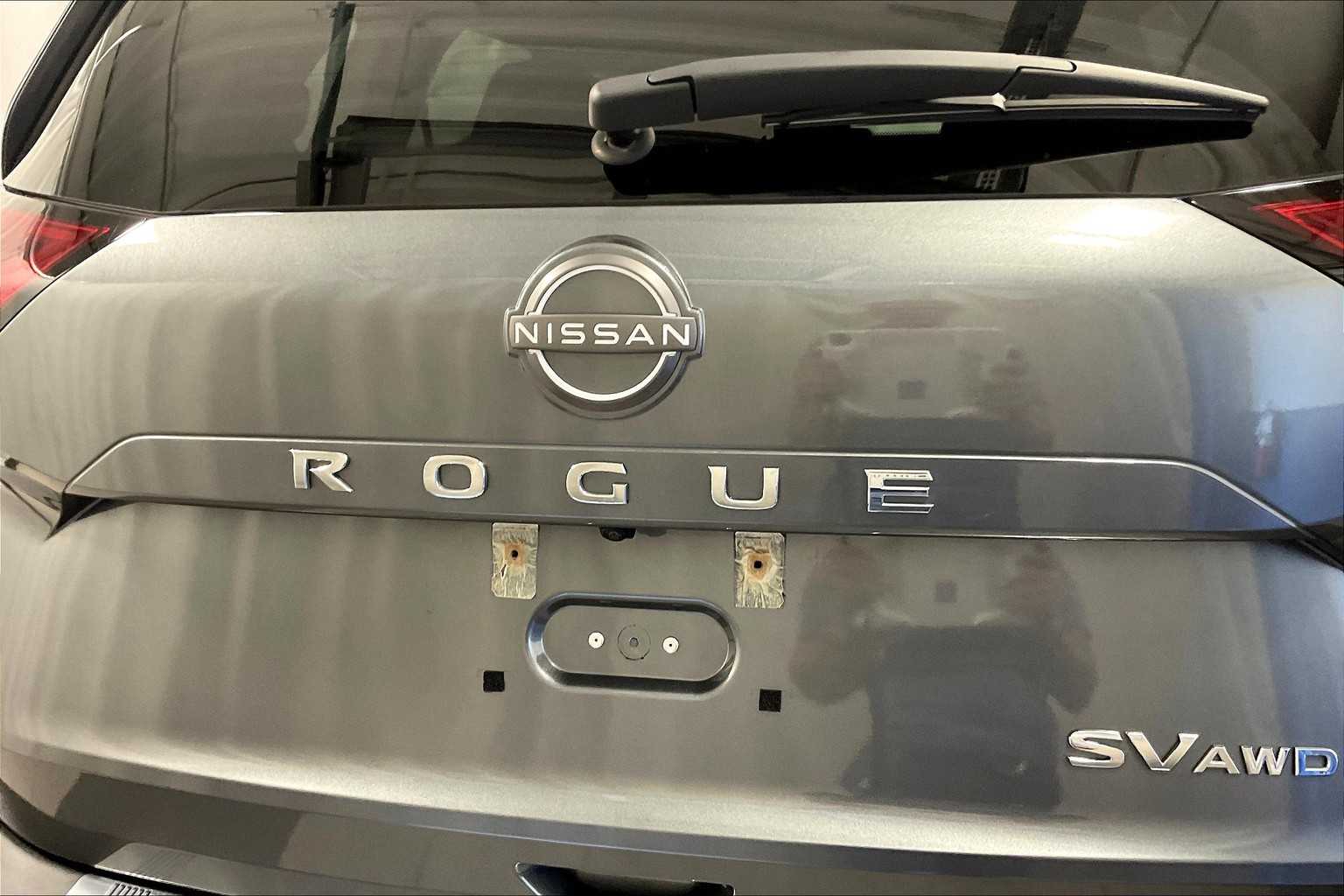 2023 Nissan Rogue SV - Photo 28