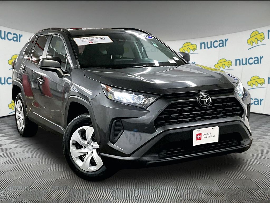 2020 Toyota RAV4 LE