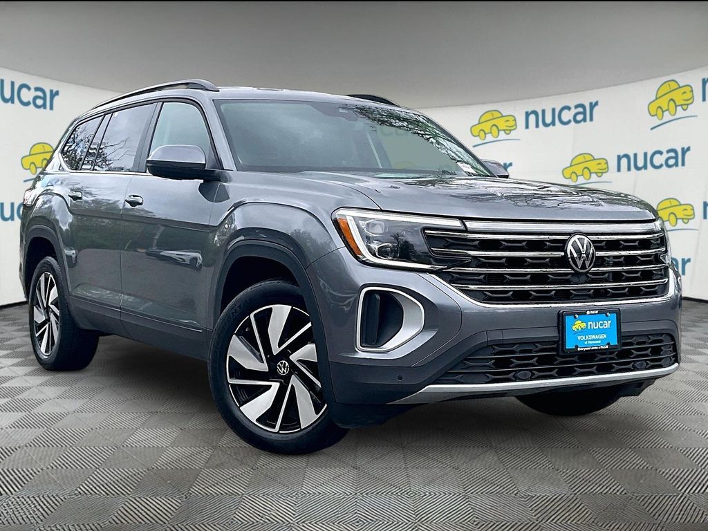2025 Volkswagen Atlas 2.0T SE w/Technology