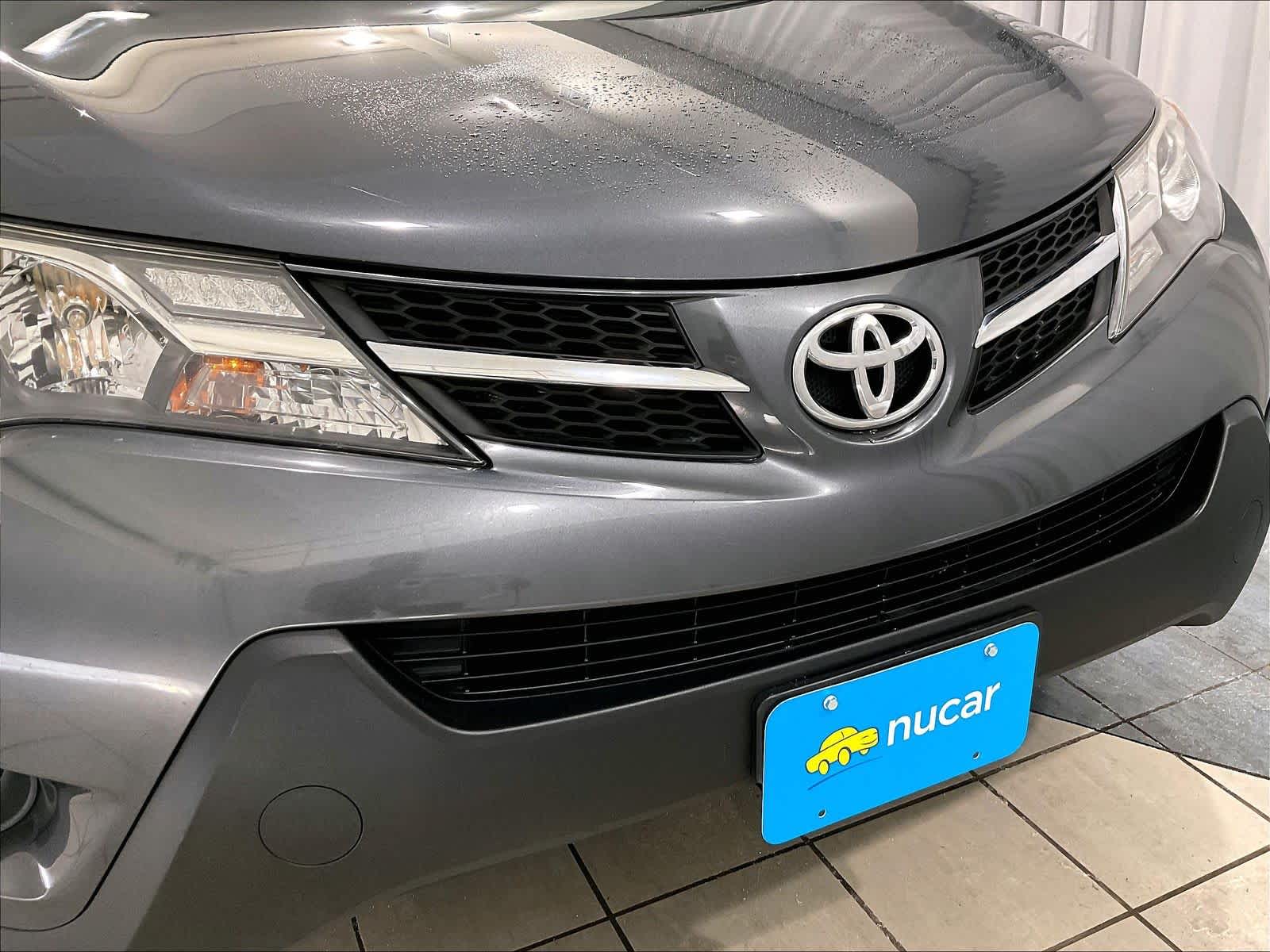 2015 Toyota RAV4 LE - Photo 30