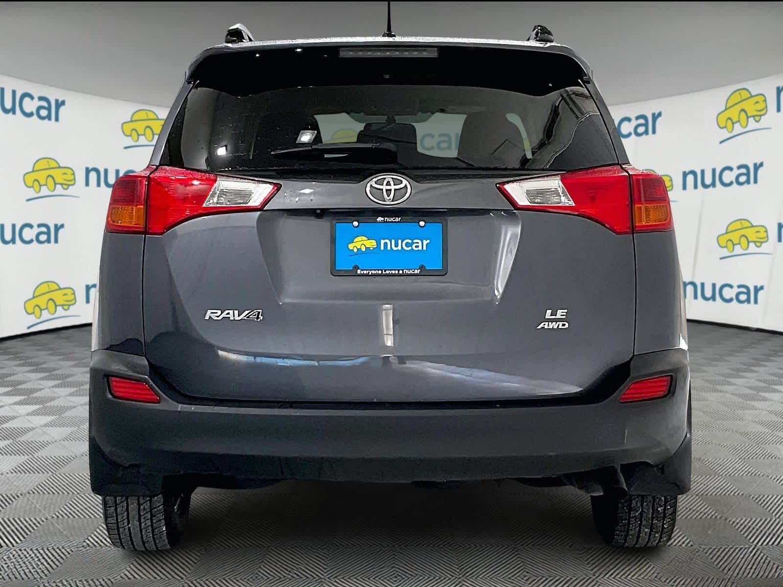2015 Toyota RAV4 LE - Photo 5