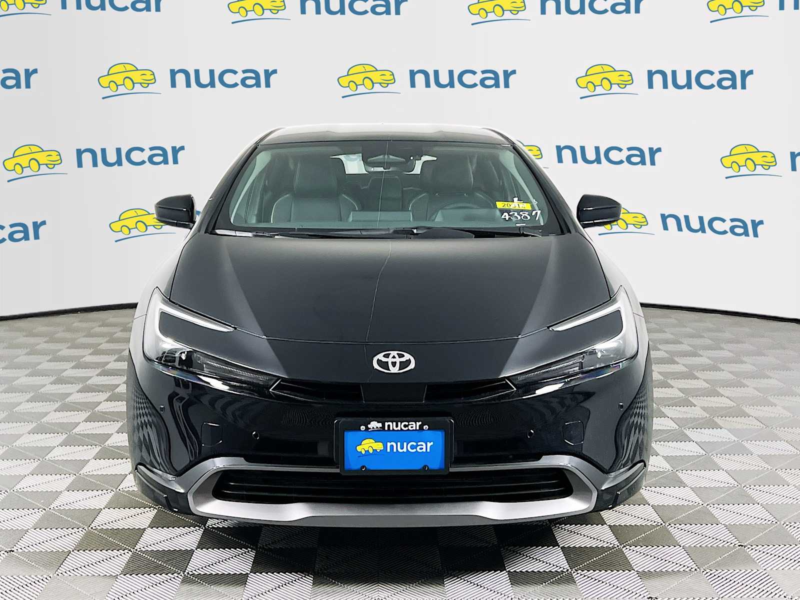 2026 Toyota Prius XLE - Photo 2