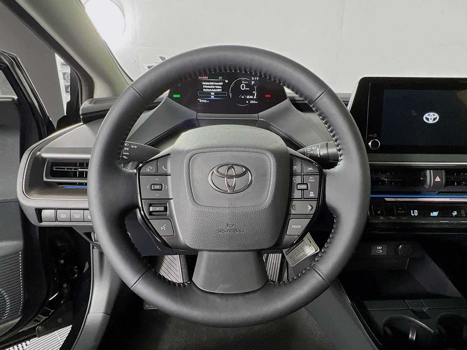 2026 Toyota Prius XLE - Photo 7