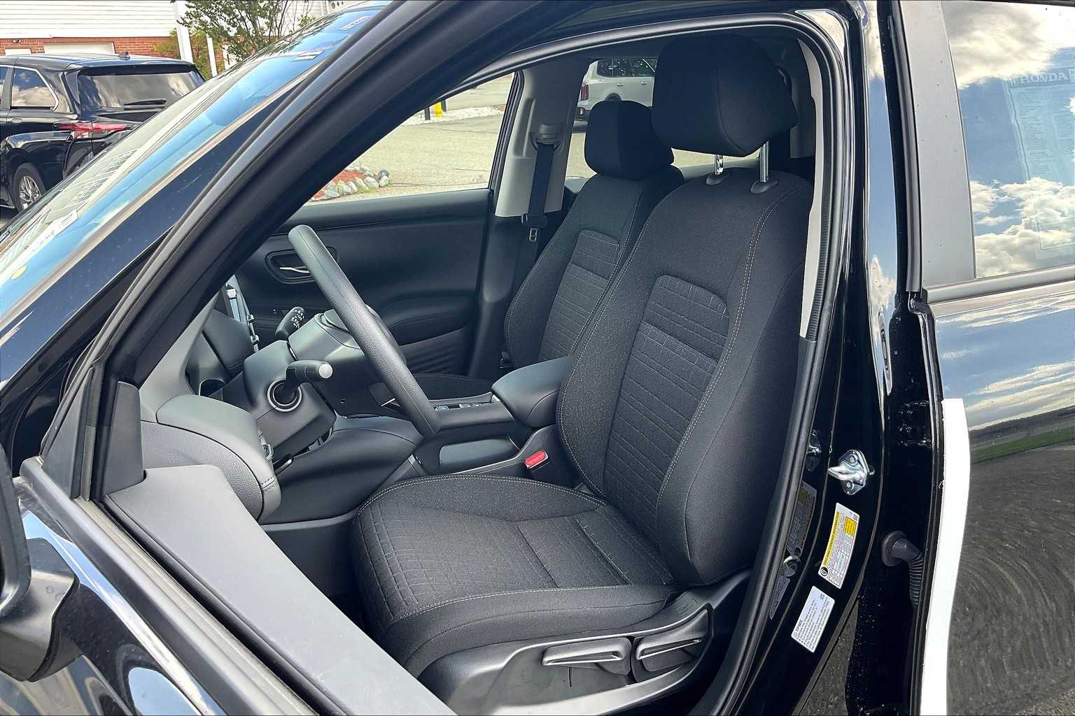 2026 Honda HR-V LX - Photo 11